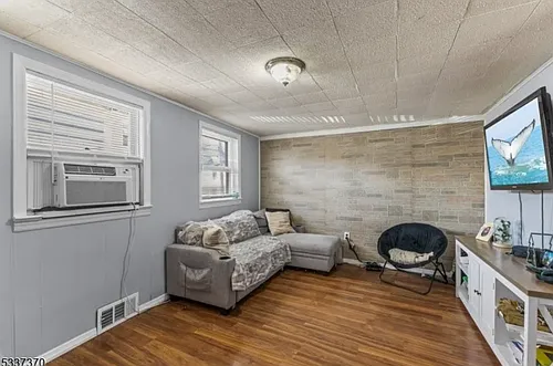 25 Rosalie St #A Photo 1