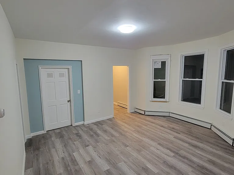 47 Williams St #1 — Photo 6