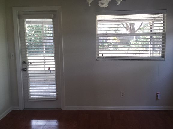 5th image of 3261 Heatherbrook Ct