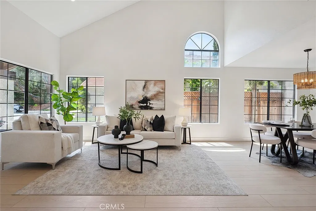 4 bed, 2048 sqft, $5,500 — Photo 3