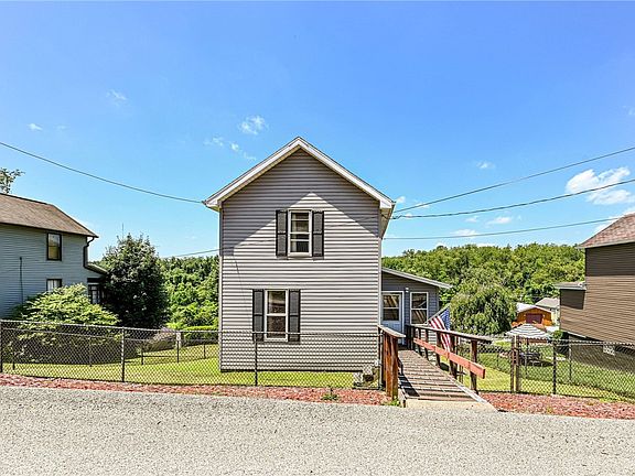 4th image of 8018 Hayward St