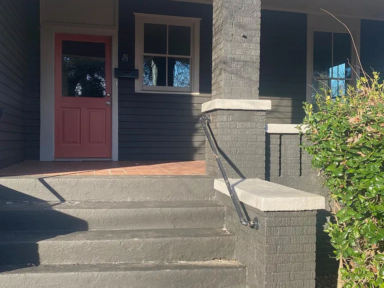 661 Gillette Ave SW — Photo 33