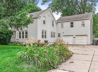 2103 High St, South Bend, IN 46613