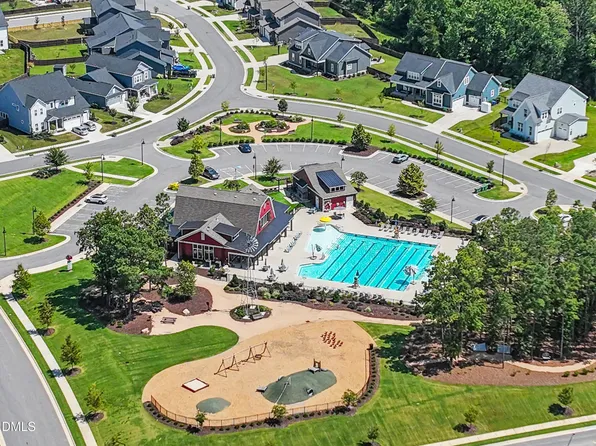 80 Windchime Ct, Fuquay Varina, NC 27526