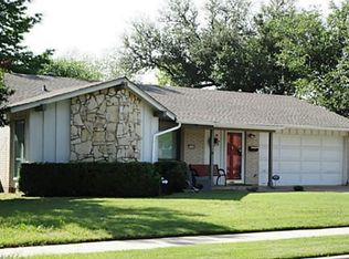 1705 Summit Dr, Carrollton, TX 75006