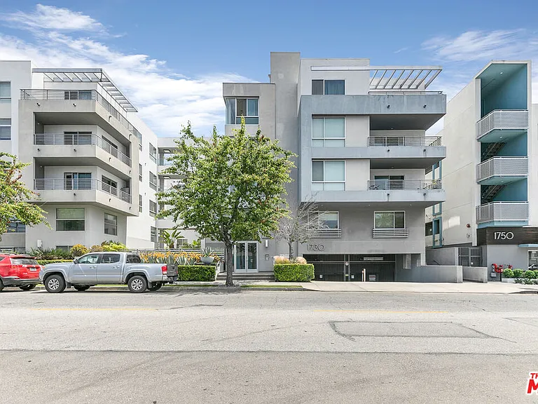 1730 Sawtelle Blvd #208 — Photo 26