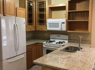 2728 W Lunt Ave #1N01, Chicago, IL 60645