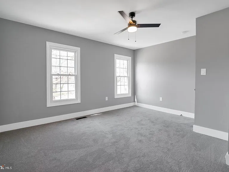 12404 Surrey Circle Dr — Photo 17