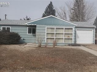310 Edgewood Dr, Colorado Springs, CO 80907