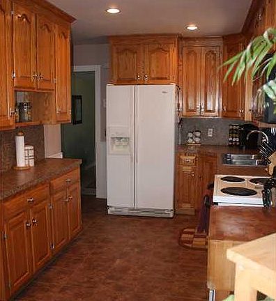 5th image of 22 Rainville Ave