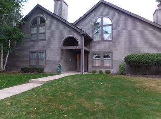 1173 Redtail Hawk Dr #6, Youngstown, OH 44512