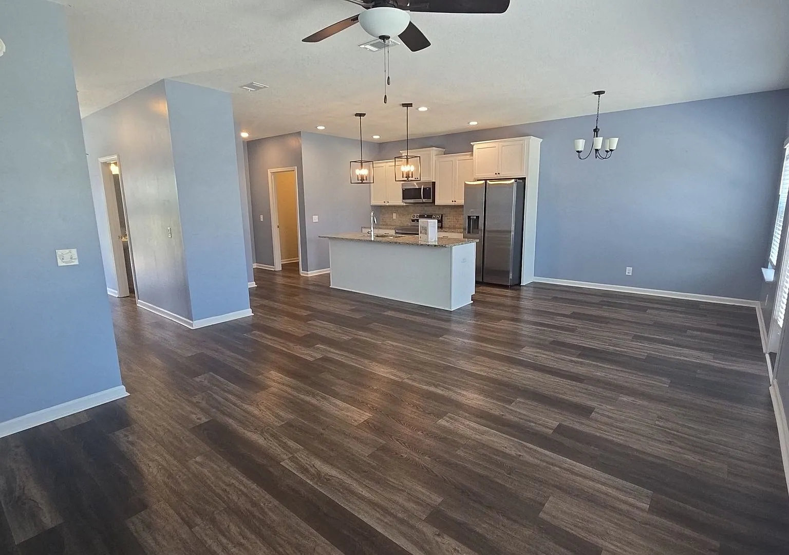 For Rent — Photo 1