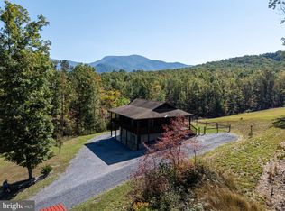 325 Old Wagon Rd, Luray, VA 22835