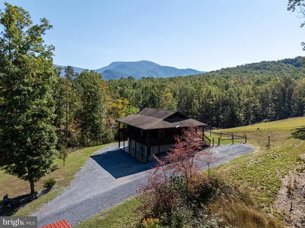 325 Old Wagon Rd, Luray, VA 22835