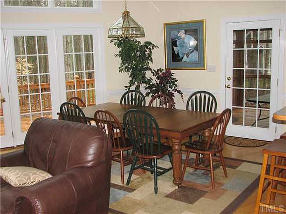 4th image of 287 Somerset Ln