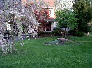 2138 Hollyberry Ct, Pottstown, PA 19464