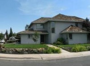811 Ridgeview Dr, Woodland, CA 95695