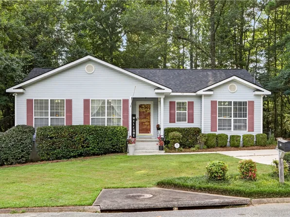 702 Rosalind St, Opelika, AL 36801