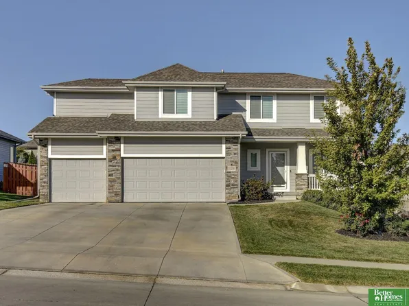 11518 S 110th Ave, Papillion, NE 68046