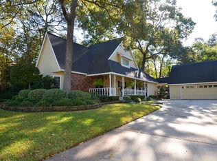 4810 Shore Hills Dr, Kingwood, TX 77345