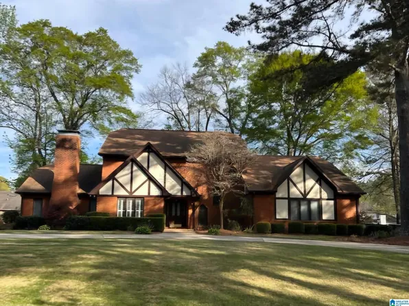 1211 Cheval Ln, Vestavia, AL 35216