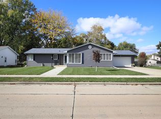 704 Mary St, Beaver Dam, WI 53916