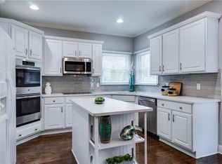 12165 Edenwilde Dr, Roswell, GA 30075