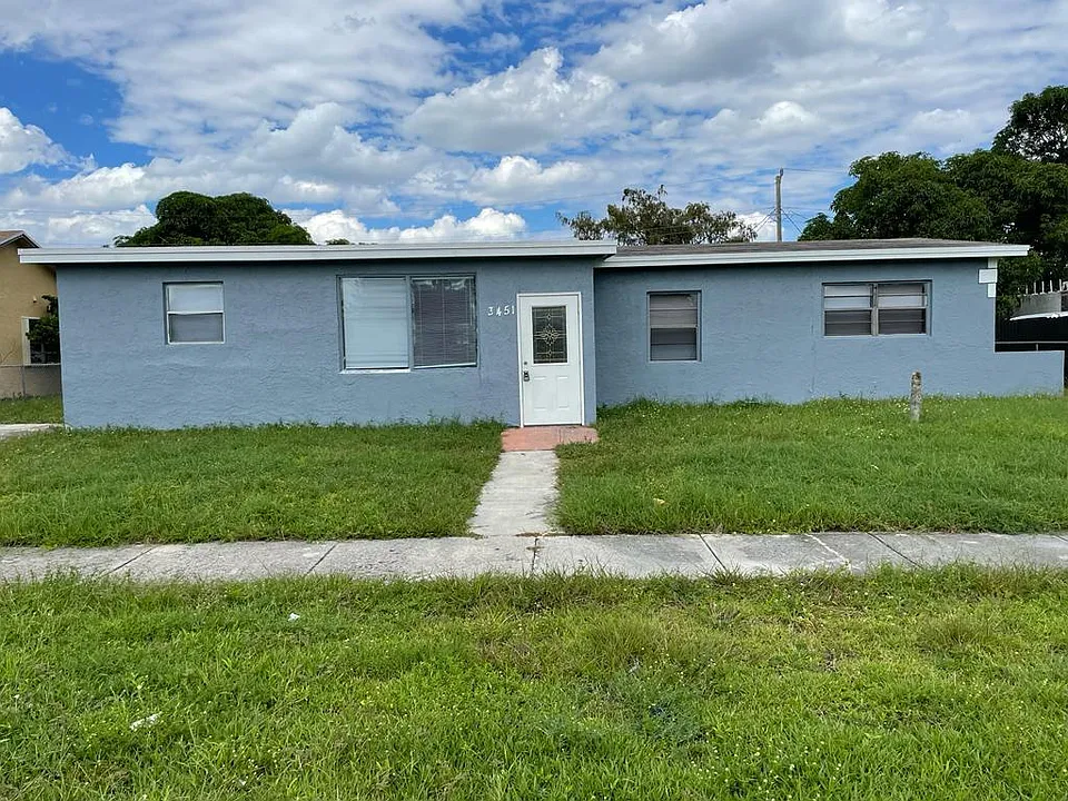 3451 NW 6th St