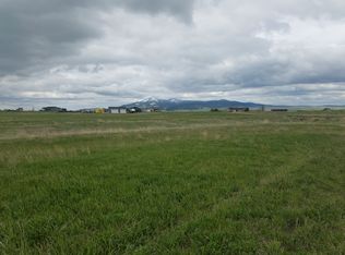 593 Arrowhead Dr, Lewistown, MT 59457