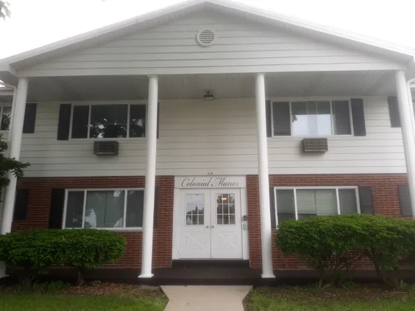 114 Stimpson St, Watertown, WI 53094