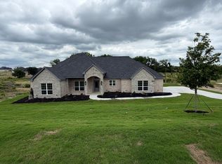 1039 Deer Island Ct, Azle, TX 76020