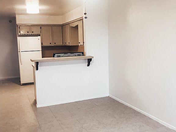 5th image of 203 2nd Ave APT 1