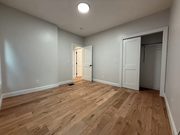16 Willow Ave #1 — Photo 9