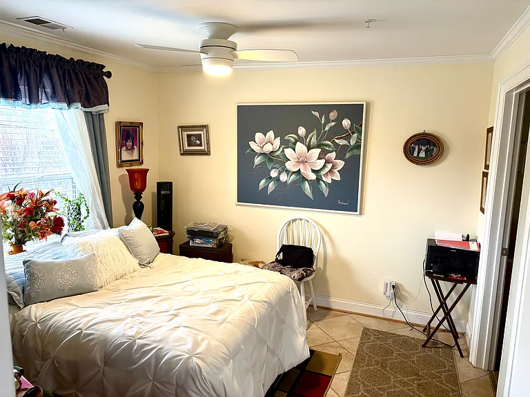 900 Taylor St #207 — Photo 2