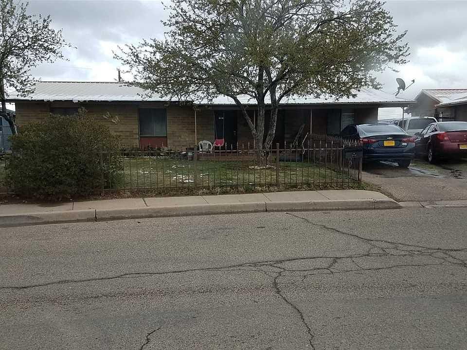1st image of 602 El Creston Cir