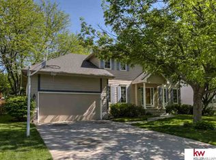 17210 P St, Omaha, NE 68135