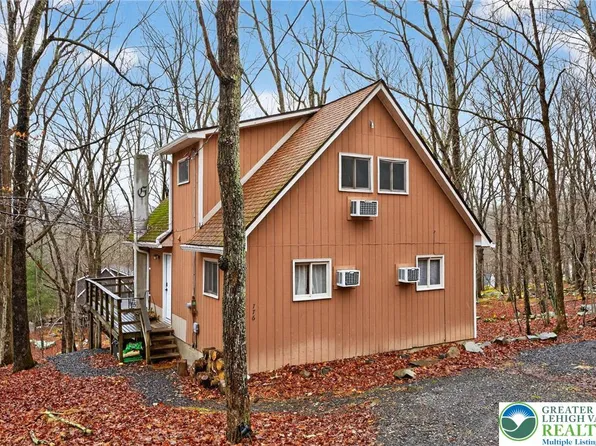 149 Regent St, Bushkill, PA 18324