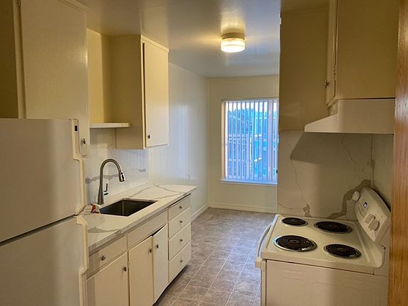 4th image of 1395 47th Ave #5