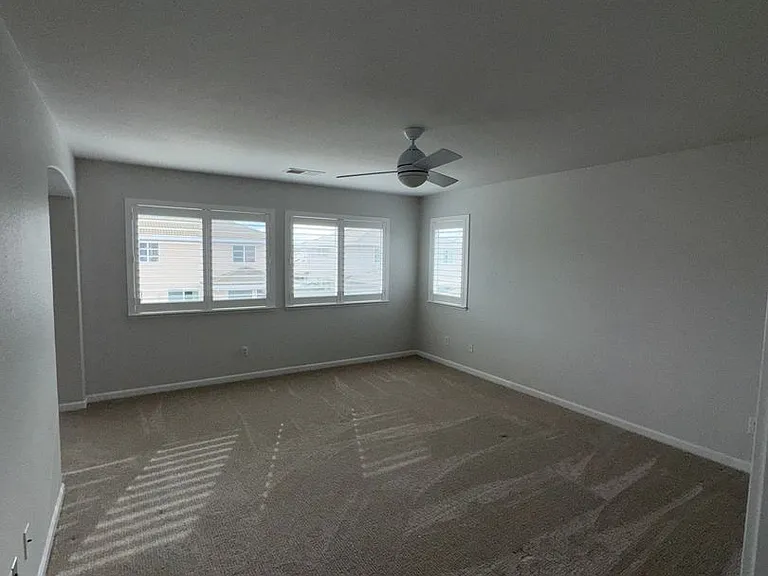7916 Splendid Way — Photo 21