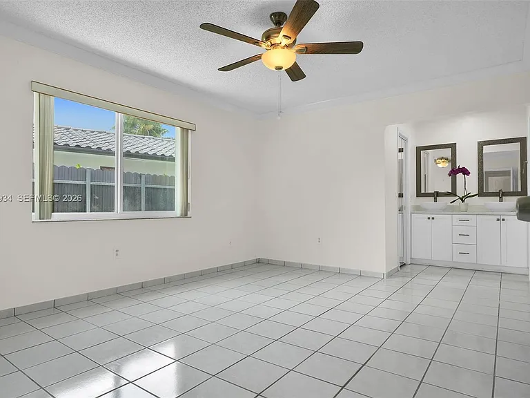 9031 SW 11th St — Photo 15