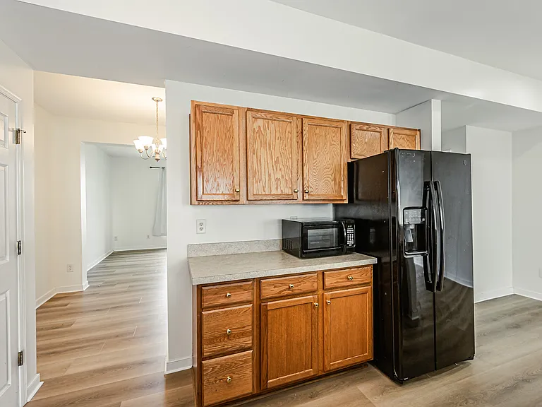 1429 New Haven Ct — Photo 14