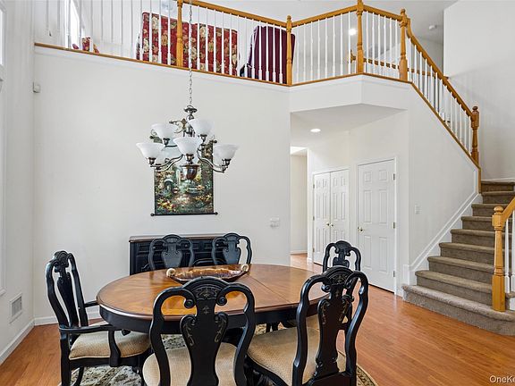 5th image of 176 Melody Court