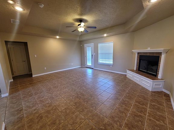 4th image of 4520 Sandstone Dr