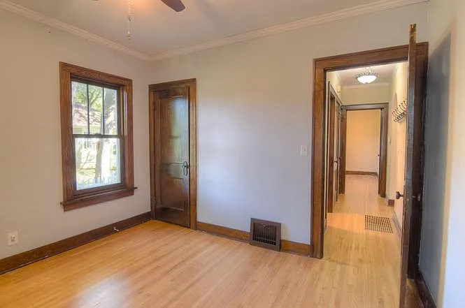 208 N Oak Ave — Photo 14