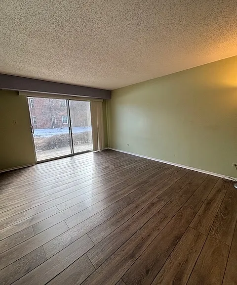 905 Casey Ct #1 — Photo 8
