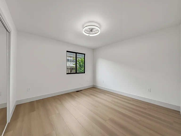 295 Foothill Blvd — Photo 25
