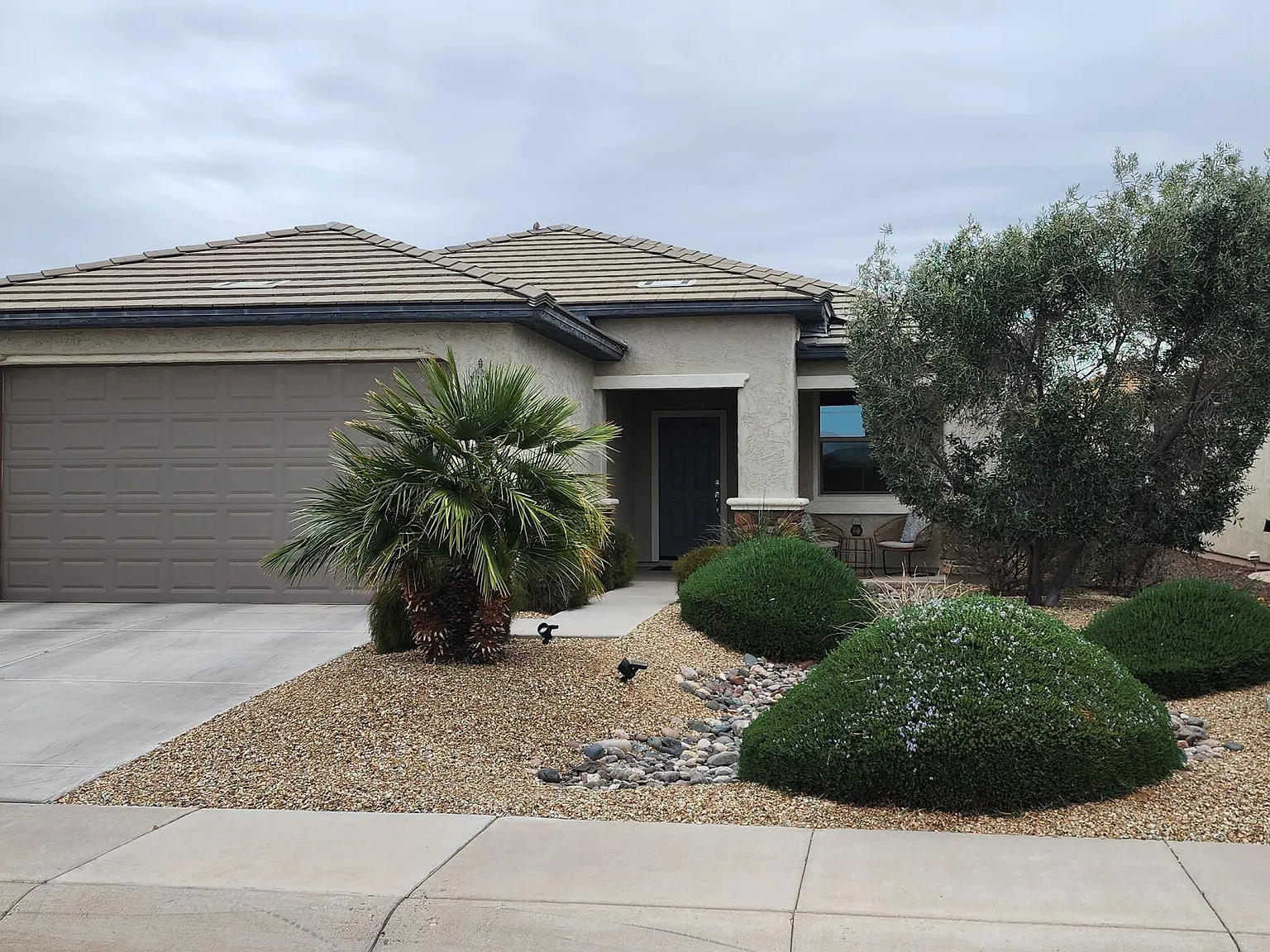 2 bed, 2.0 bath, 1493 sqft, $2,100 — Photo 1
