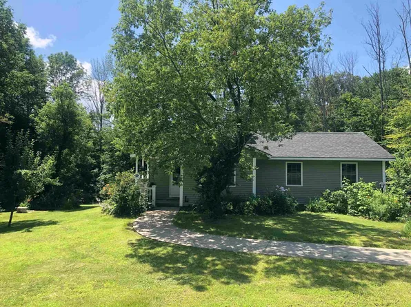 457 1st NH Turnpike, Northwood, NH 03261