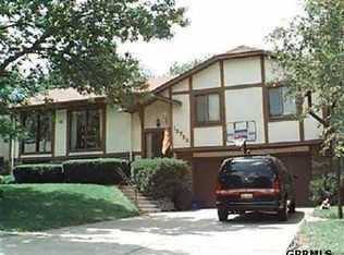 12722 S Ridgeview Cir, Bellevue, NE 68123