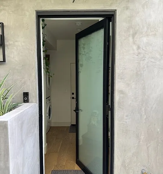 1144 Detroit St #7 — Photo 3